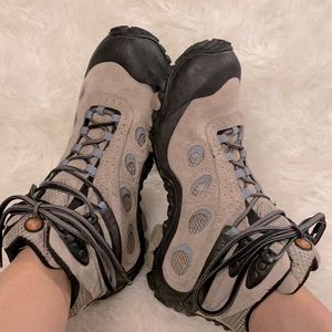 Womens Merrell Hiking Winter Boot Size 9
